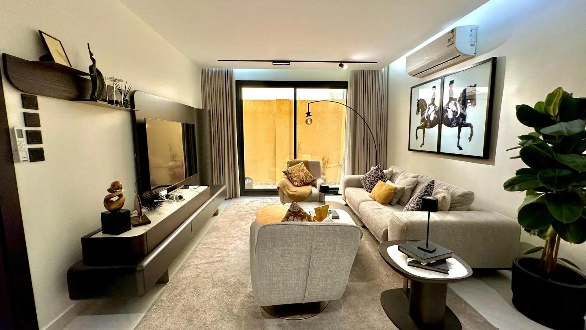 Unique Apartment Next To Kafd Rijad